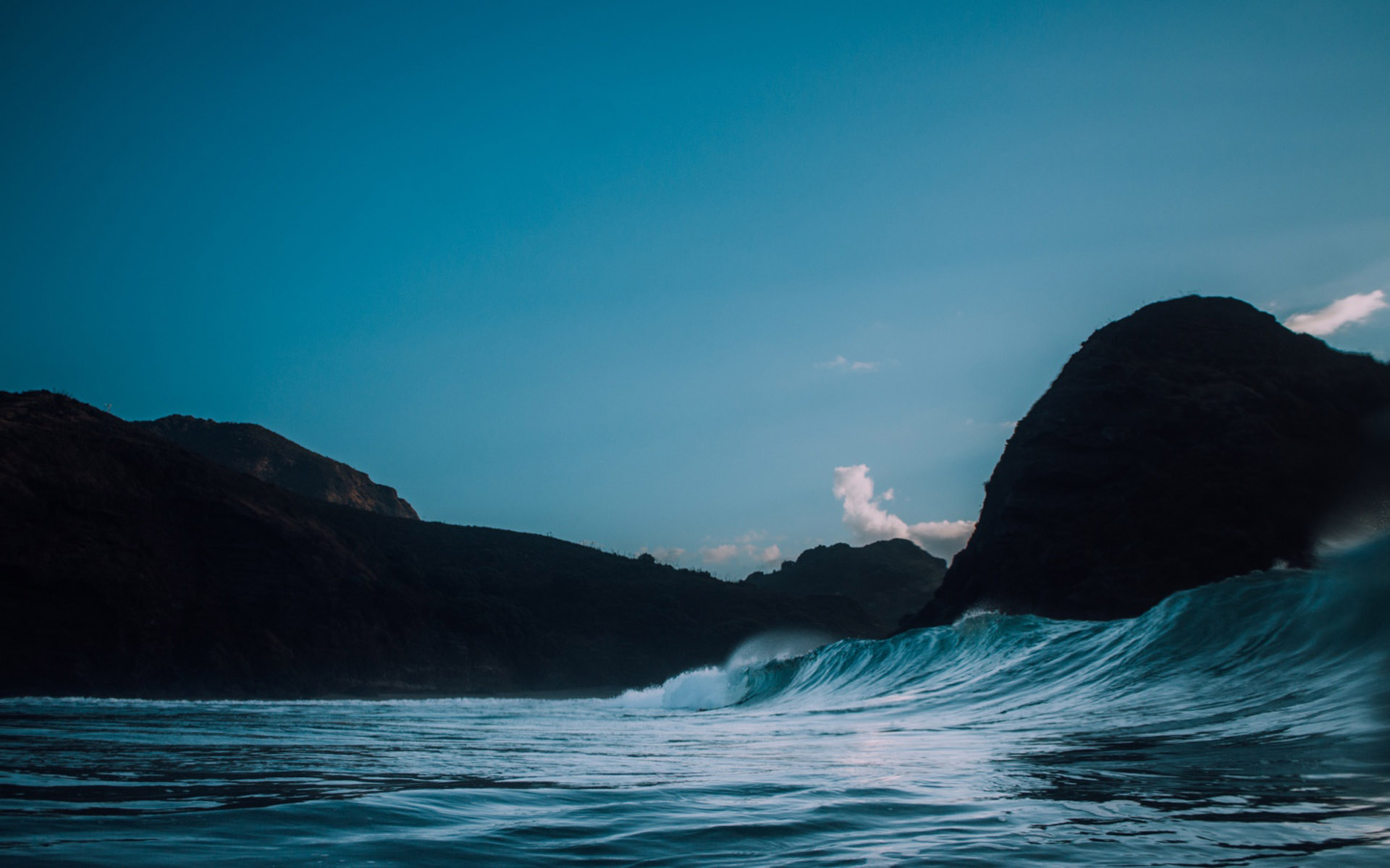 末日防线 海报
